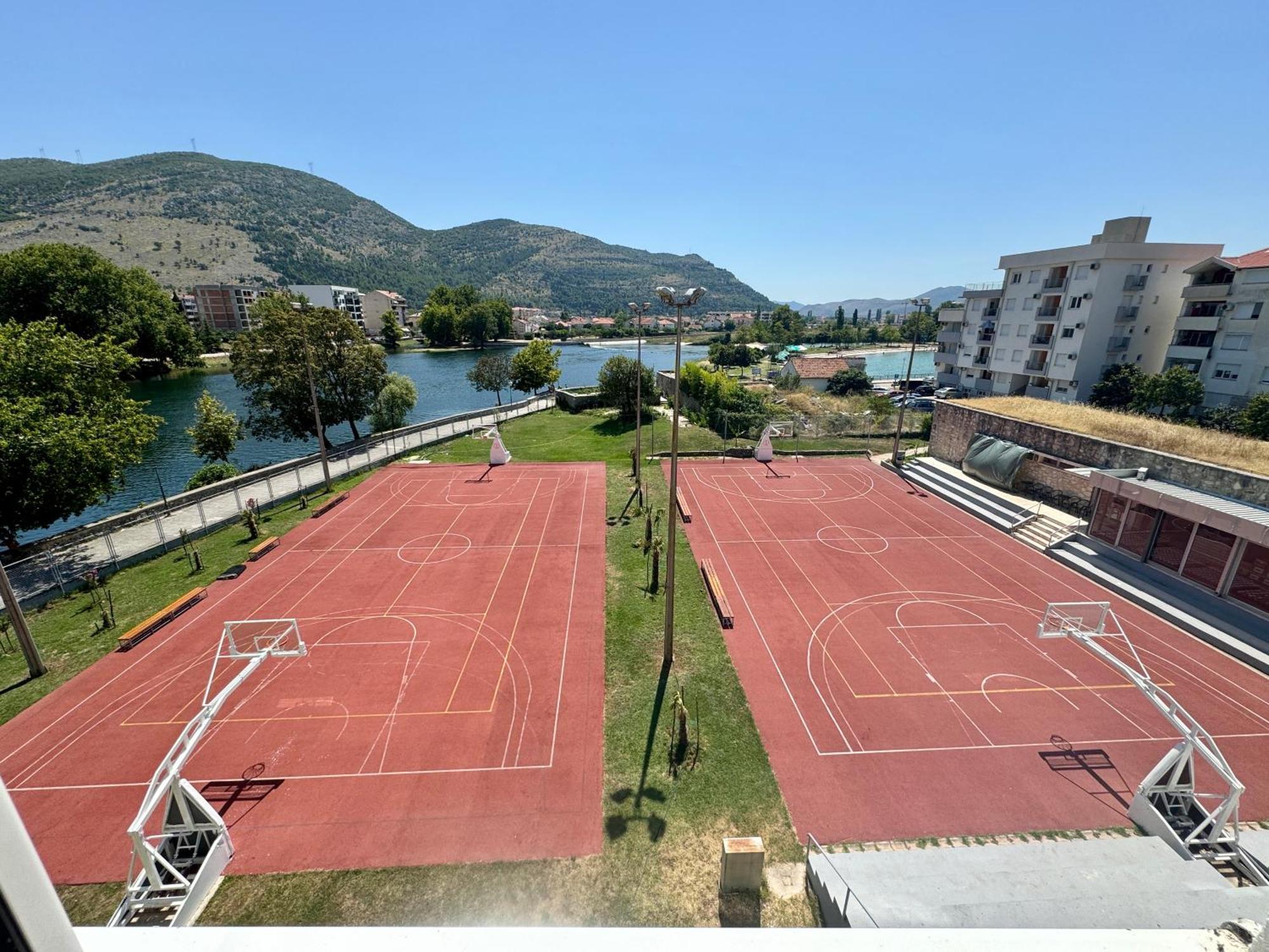 Apartman Srna Trebinje Zewnętrze zdjęcie
